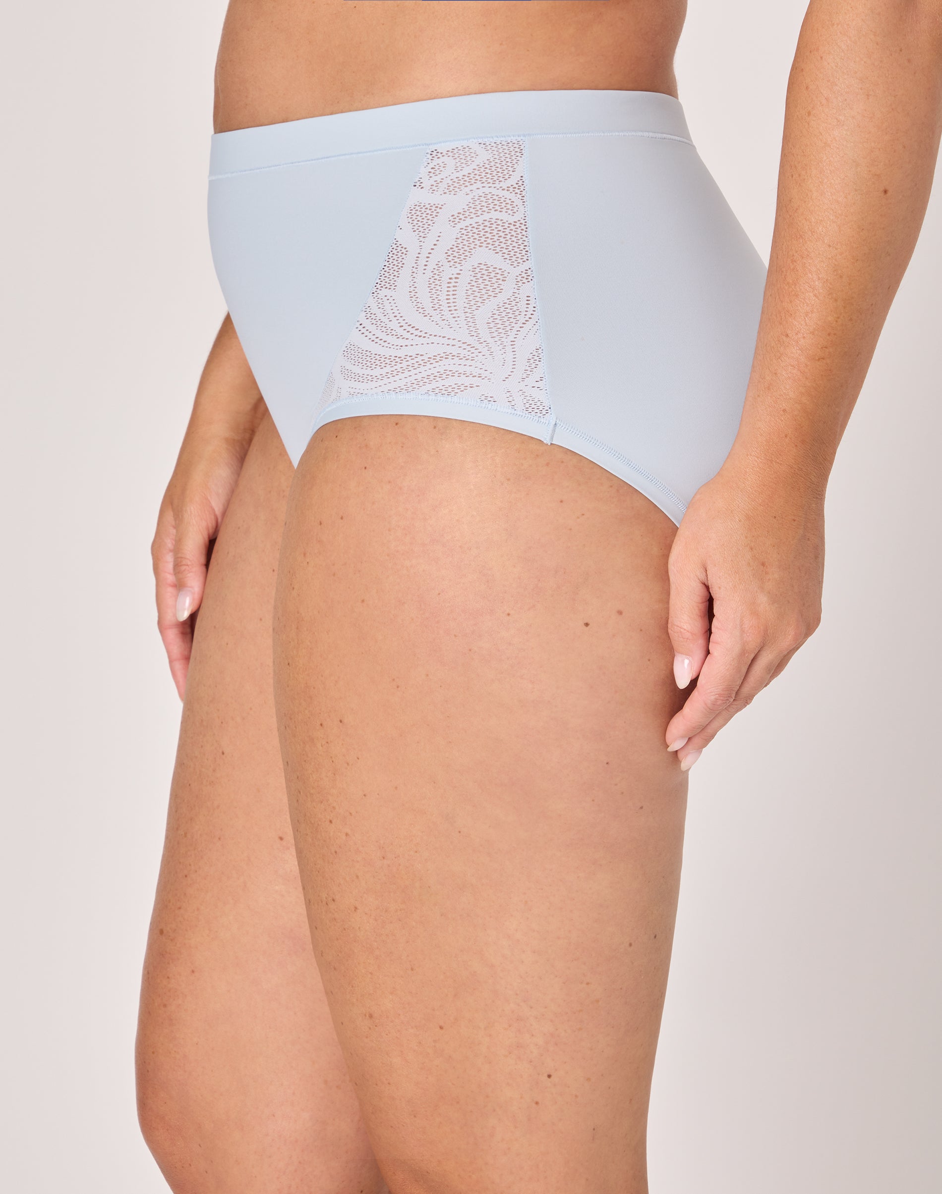 Women's Glossy Shiny High Waist Briefs - Seamless & Breathable High Cut Underpants (Nylon/Spandex)
